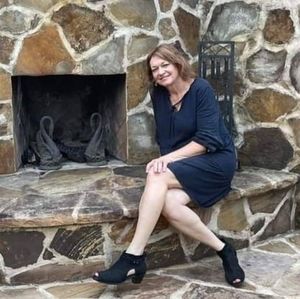 Meet your Posher, Janah